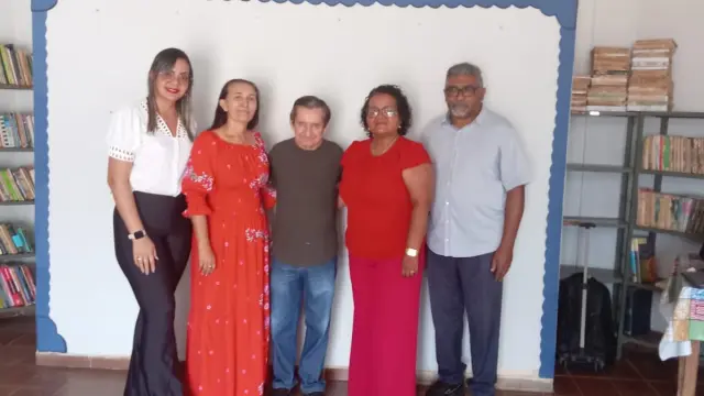 BIBLIOTECA MUNICIPAL DE FILADÉLFIA RECEBE RODA DE CONVERSA COM ESCRITOR