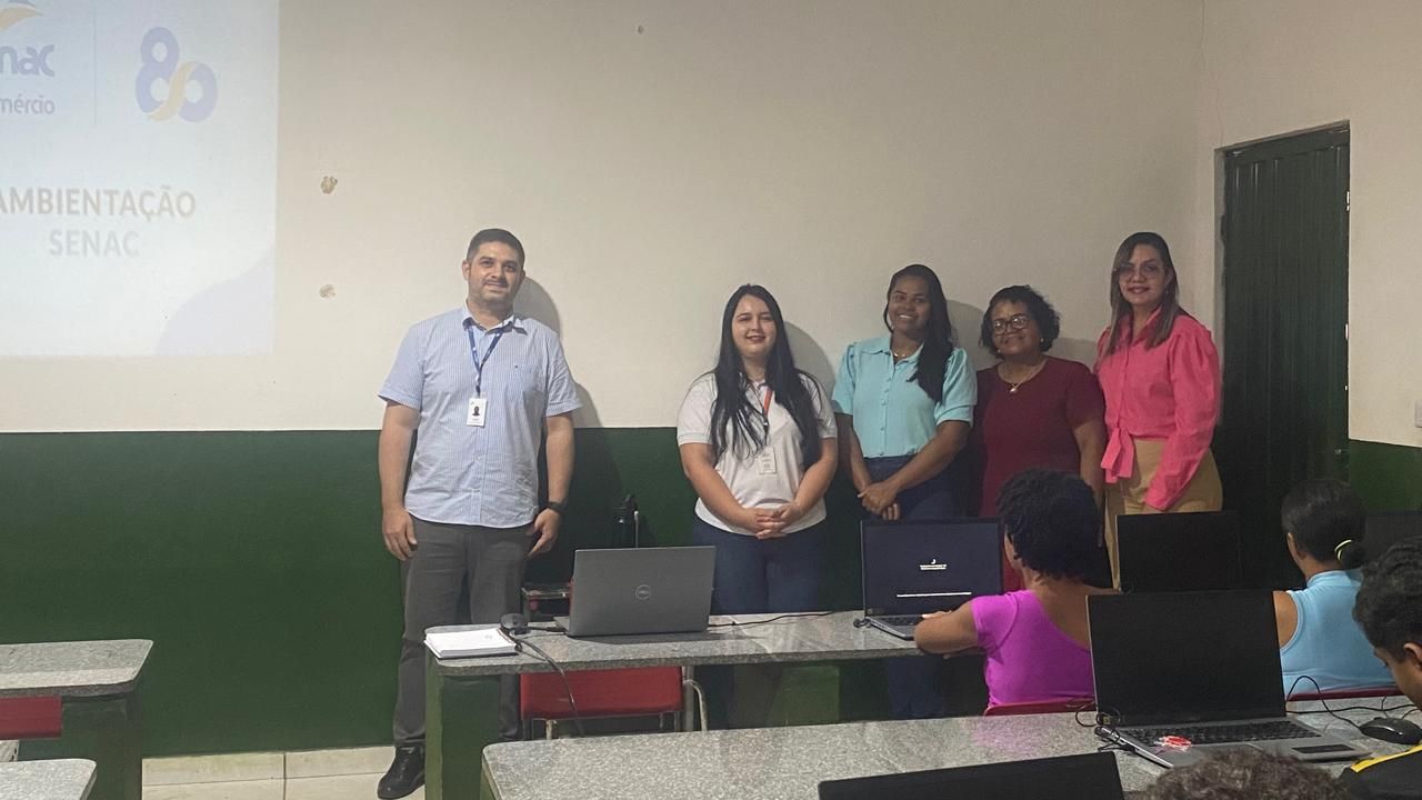 SECRETARIA DE EDUCAÇÃO INICIA AULAS DE INFORMÁTICA NO GRUPO ESCOLAR DONA MAURA LEAL VALADARES