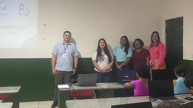 SECRETARIA DE EDUCAÇÃO INICIA AULAS DE INFORMÁTICA NO GRUPO ESCOLAR DONA MAURA LEAL VALADARES