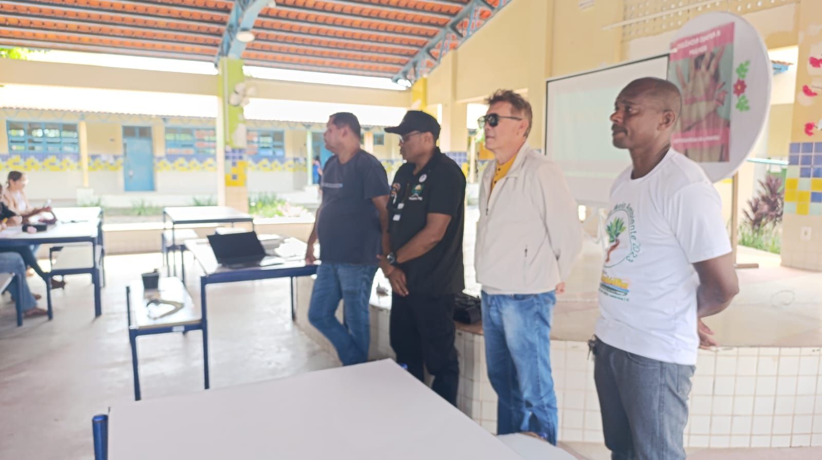 SECRETARIA DE SAÚDE REALIZA PALESTRA SOBRE A DENGUE PARA ALUNOS DA ESCOLA ESTADUAL ADEUVALDO DE OLIVEIRA MORAES
